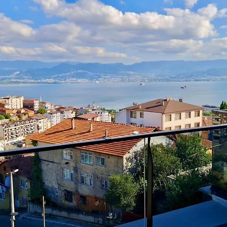 Amazing Sea & Mountain Duplex In *