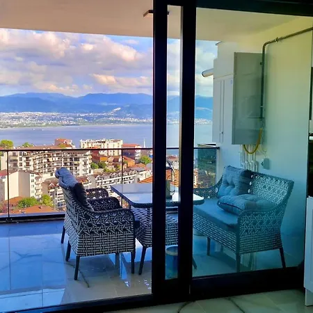 Amazing Sea & Mountain Duplex In 公寓 *