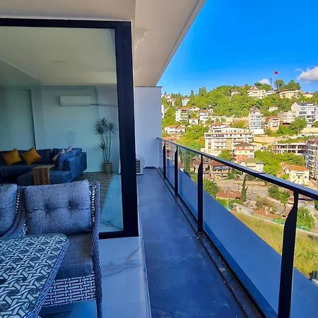 Amazing Sea & Mountain Duplex In