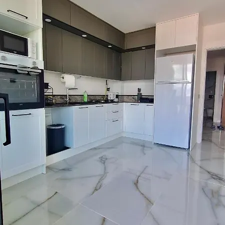 Amazing Sea & Mountain Duplex In Ιζμίτ